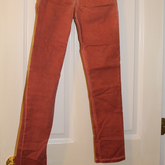 Faded Red Jeans - NBW - Picture 4 of 4